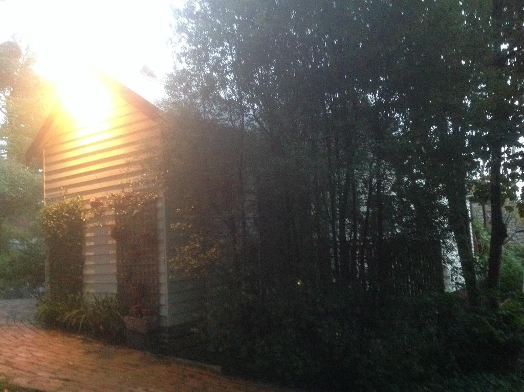 Belgrave Hideaway Bed & Breakfast ภายนอก รูปภาพ
